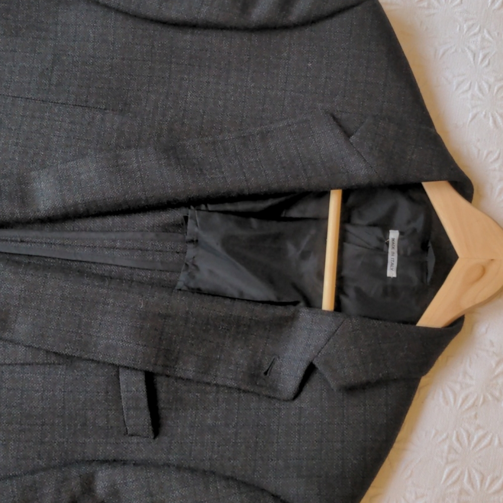 Giorgio Armani wool sports Blazer, almost new.